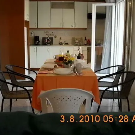 By The With Amazing Sea View Apartmán *