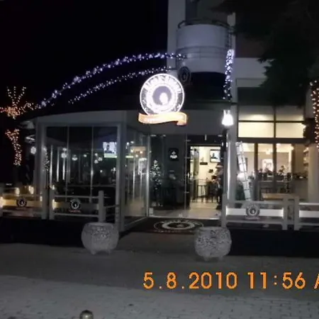By The With Amazing Sea View דירה *